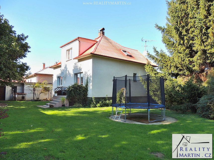 Dům 134 m², pozemek 1 311 m² Nelahozeves, okres Mělník