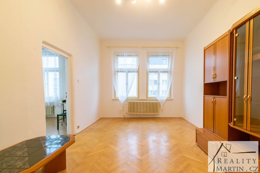 Pronájem bytu 2+1 59 m² Praha, Ostromečská - galerie 2