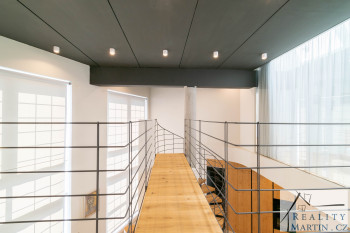 Pronájem bytu 5+kk 185 m² (Loft) V Roháči I., Jesenice - galerie 27