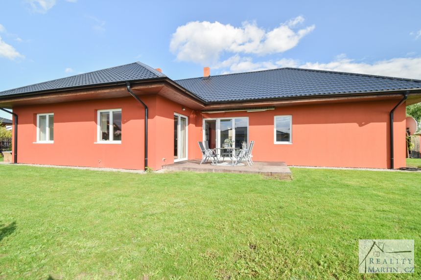 Prodej rodinného domu 158 m², pozemek 878 m² Předboj, okres Praha-východ - galerie 2