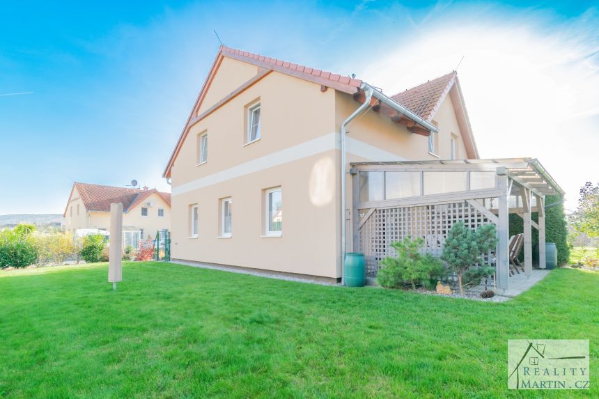 Prodej rodinného domu 115 m², pozemek 382 m² Králův Dvůr, Královské Údolí