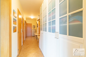 Prodej bytu 3+kk 92 m² Za Sídlištěm, Dolní Břežany - galerie 24