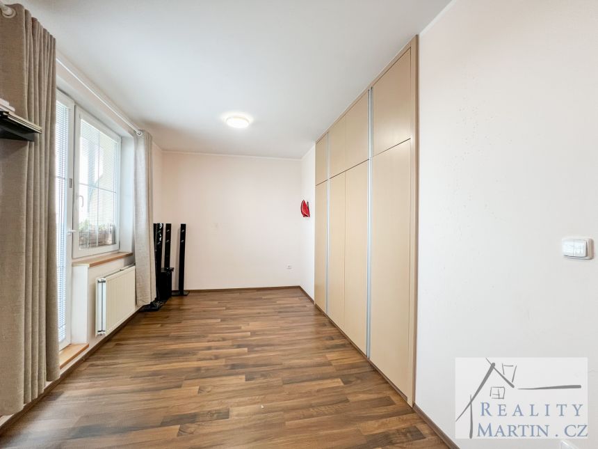 Pronájem bytu 4+kk 126 m² Praha, Krčská - galerie 17