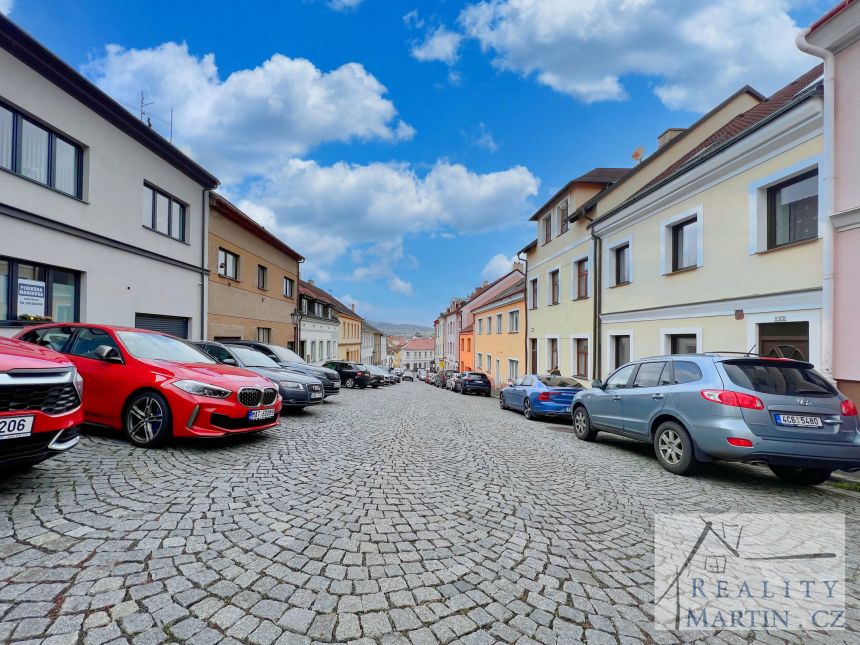 Pronájem bytu 1+kk 30 m² Mariánské údolí, Příbram - Příbram II