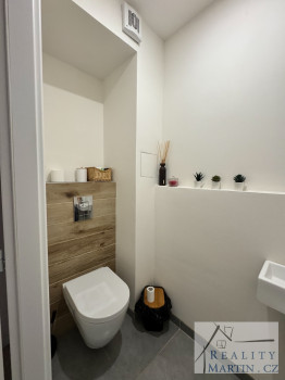 Prodej bytu 5+kk 84 m² Petržílova, Praha - Modřany - galerie 24