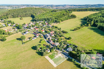 Prodej stavebního pozemku 1011 m² Obecnice - Oseč - galerie 11