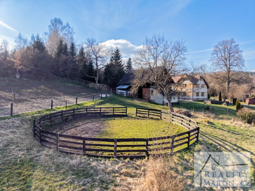 Prodej rodinného domu 240 m², pozemek 8209 m² Český Dub - Smržov - galerie 6