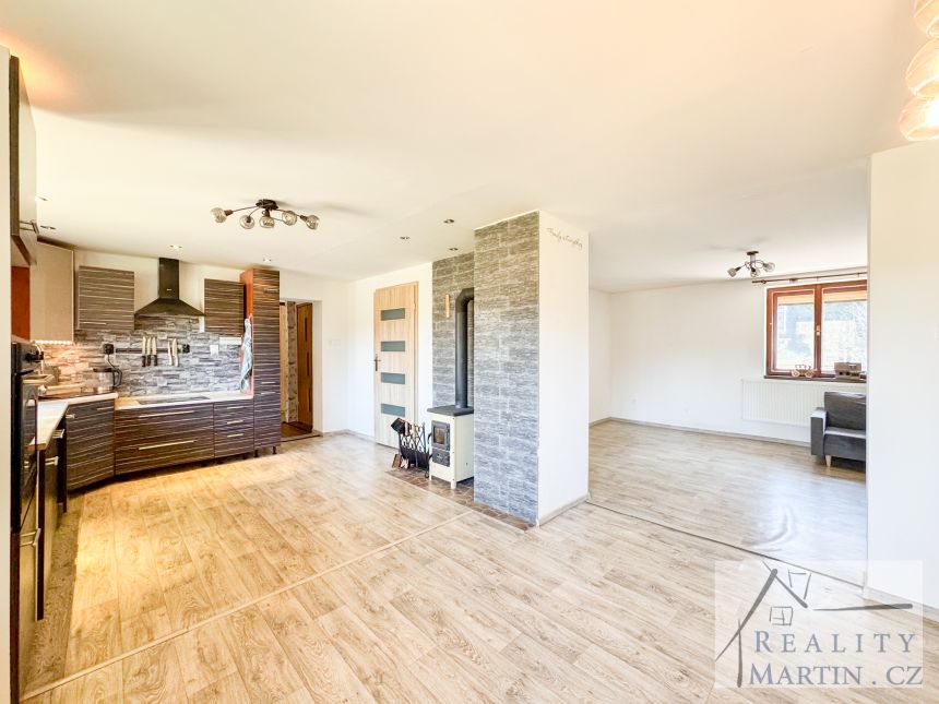 Prodej rodinného domu 240 m², pozemek 8209 m² Český Dub - Smržov - galerie 26