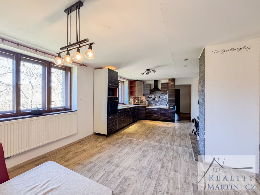 Prodej rodinného domu 240 m², pozemek 8209 m² Český Dub - Smržov - galerie 27