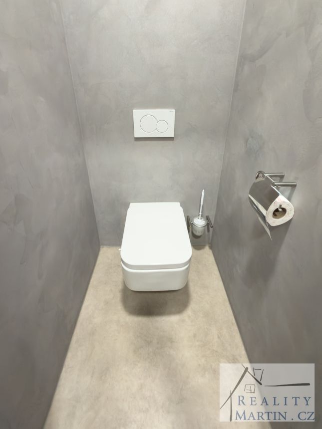 Prodej kanceláře 109 m² V Roháči I., Jesenice - galerie 13
